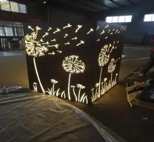 金沙耐候钢灯箱
